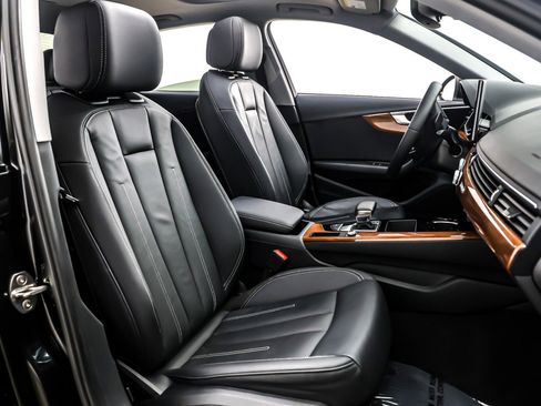 Used 2023 Audi A4 2.0T Premium w/ Convenience Package image 8