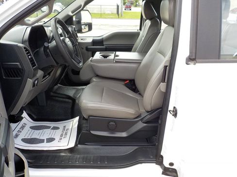 Used 2022 Ford F250 XL w/ Power Equipment Group RWD image 12