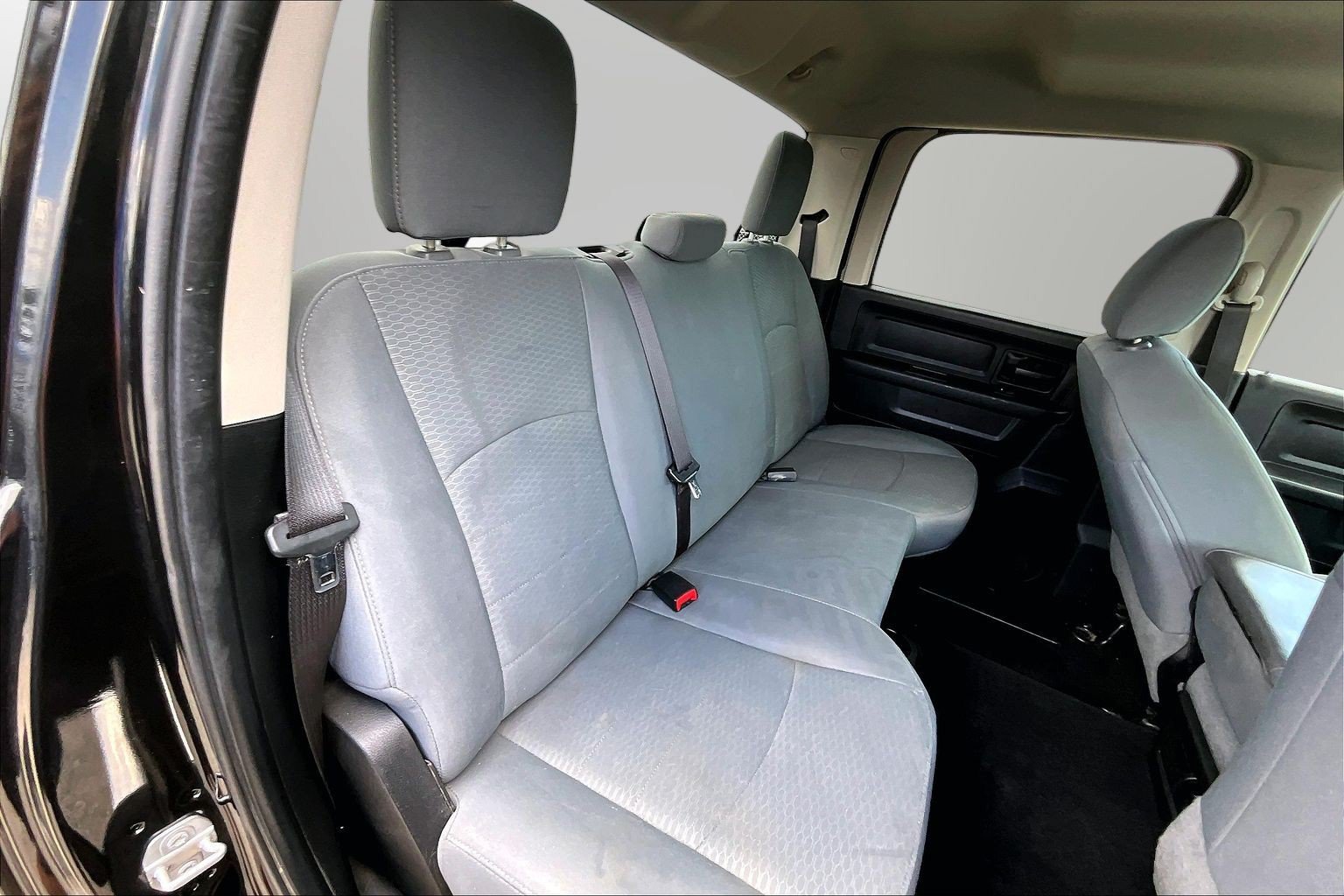 Used 2017 RAM 2500 Tradesman w/ Chrome Appearance Group AWD/4WD image 16
