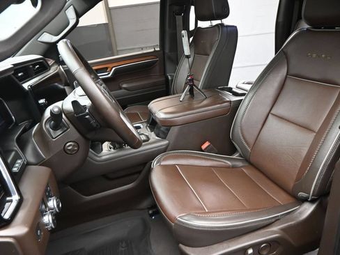 Used 2023 GMC Sierra 1500 Denali w/ Denali Reserve Package RWD image 7