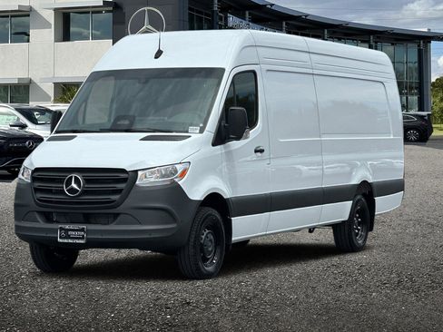 New 2025 Mercedes-Benz Sprinter 3500 image 8