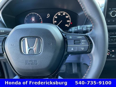 Certified 2025 Honda HR-V Sport image 30