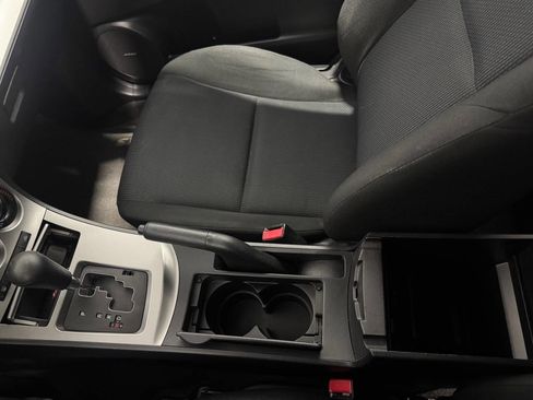 Used 2011 MAZDA MAZDA3 i Touring image 33