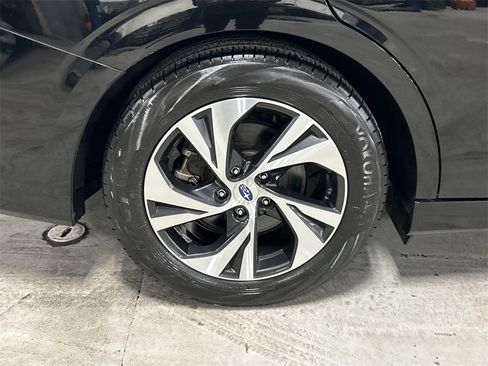 Used 2020 Subaru Legacy Premium image 12