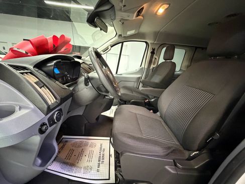 Used 2018 Ford Transit 150 XL RWD image 36