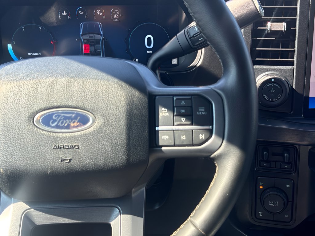 Used 2025 Ford F350 Lariat w/ Lariat Ultimate Package AWD/4WD image 16