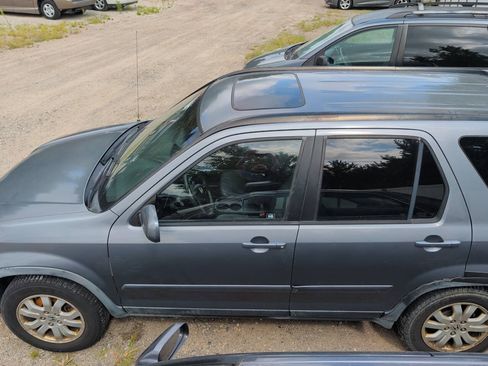 Used 2006 Honda CR-V SE image 2