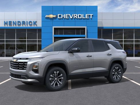 New 2026 Chevrolet Equinox LT w/ Safety and Technology Package image 2