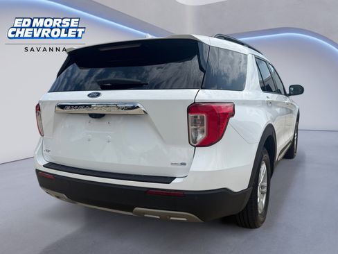 Used 2020 Ford Explorer XLT w/ Equipment Group 202A AWD/4WD image 5