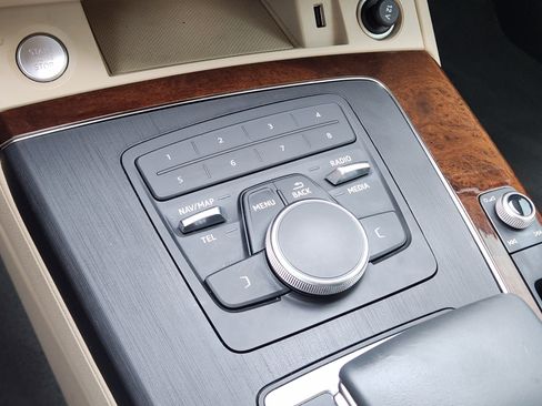 Used 2019 Audi Q5 2.0T Premium image 14