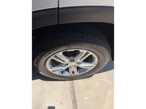 Used 2019 GMC Terrain SLE w/ Driver Convenience Package FWD image 17