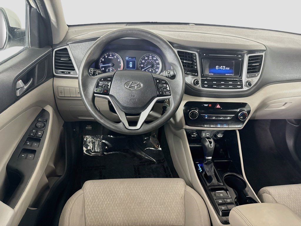 Used 2017 Hyundai Tucson SE w/ SE Popular Package 02 FWD image 16