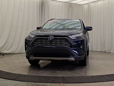 Certified 2022 Toyota RAV4 Limited AWD/4WD image 4