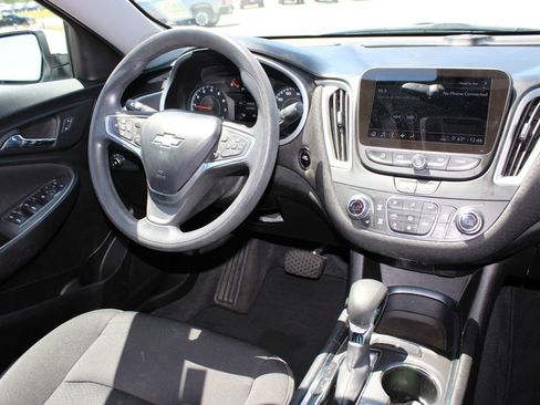 Used 2023 Chevrolet Malibu LT FWD image 8