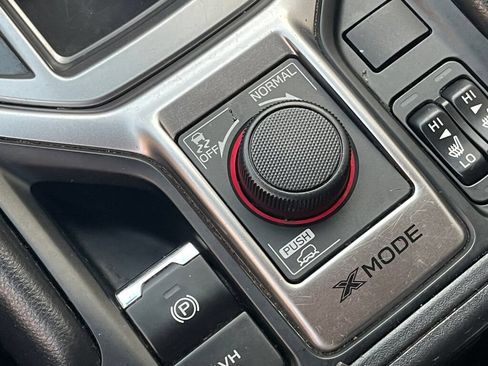 Used 2022 Subaru Forester Premium AWD/4WD image 16