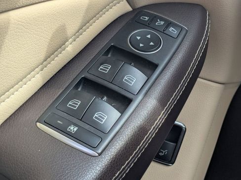 Used 2017 Mercedes-Benz GLE 350 4MATIC image 2