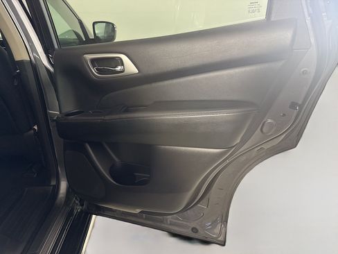 Used 2019 Nissan Pathfinder SV w/ Cargo Package FWD image 28