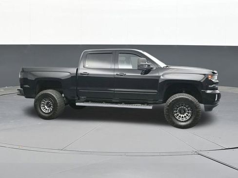 Used 2017 Chevrolet Silverado 1500 LTZ Z71 w/ LTZ Plus Package AWD/4WD image 20