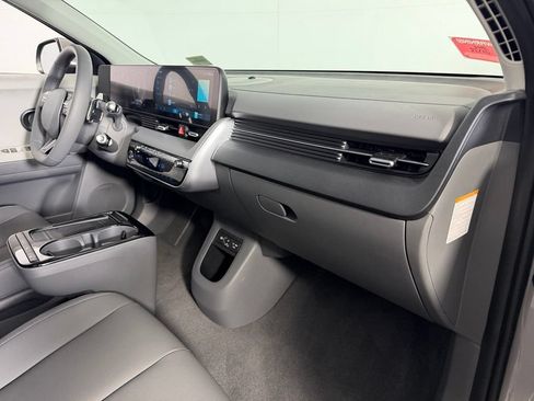Used 2026 Hyundai Ioniq 5 SEL RWD image 32
