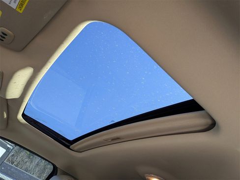 Used 2010 Ford F150 Lariat image 19