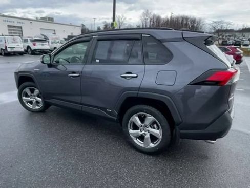 Certified 2019 Toyota RAV4 Limited w/ Carpet Mat Package AWD/4WD image 4
