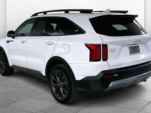 Used 2023 Kia Sorento SX Prestige image 4