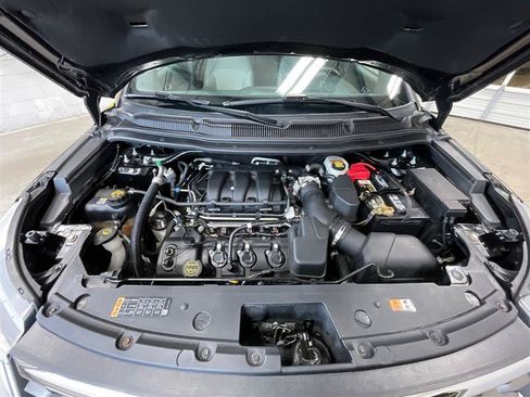 Used 2019 Ford Explorer FWD image 29