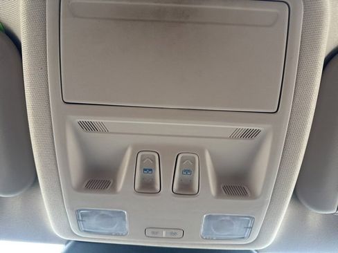 Used 2020 Ford Escape Titanium w/ Titanium Premium Package 2.0 image 39