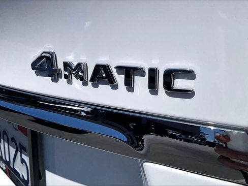 Used 2018 Mercedes-Benz GLA 250 4MATIC image 9