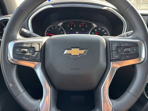 Used 2025 Chevrolet Blazer LT FWD image 29