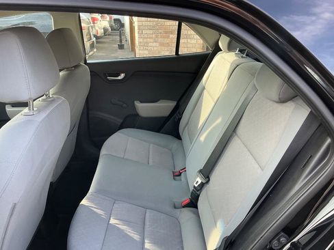 Used 2018 Kia Rio LX image 10