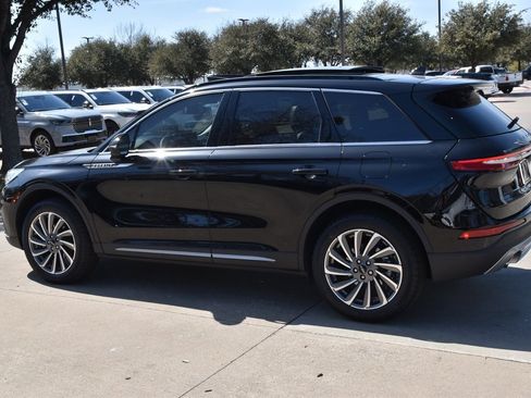 New 2026 Lincoln Corsair Reserve image 10