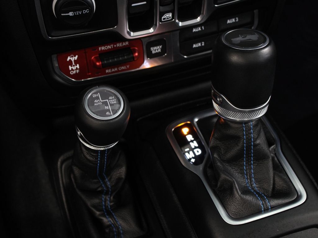 Used 2023 Jeep Wrangler Unlimited Rubicon 4xe AWD/4WD image 26