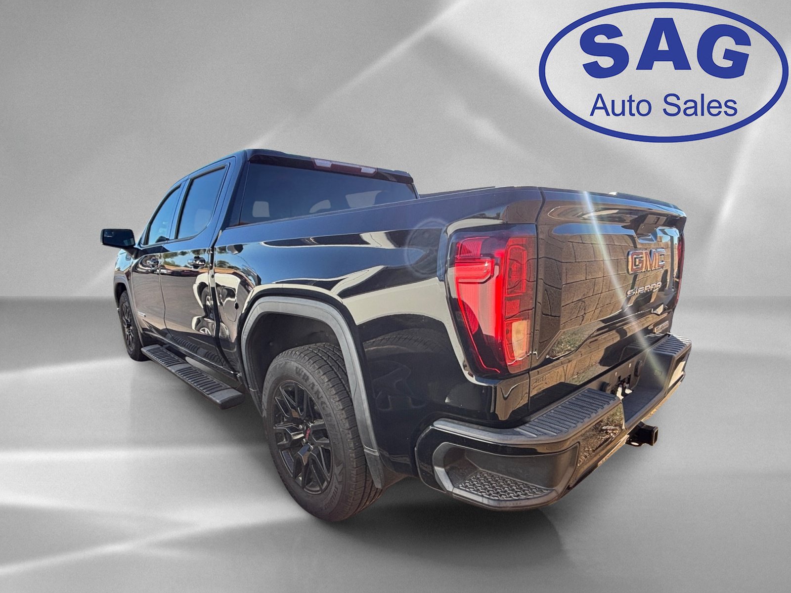 Used 2020 GMC Sierra 1500 Elevation w/ Elevation Value Package RWD image 4