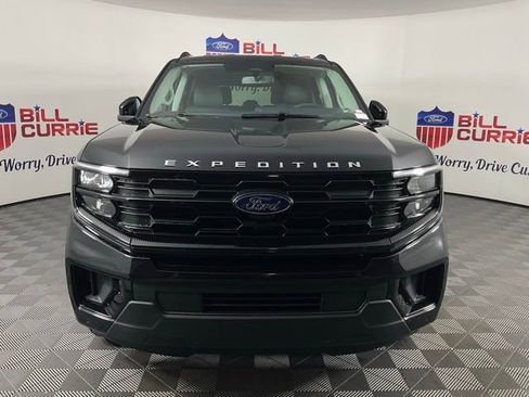 New 2026 Ford Expedition Active image 8