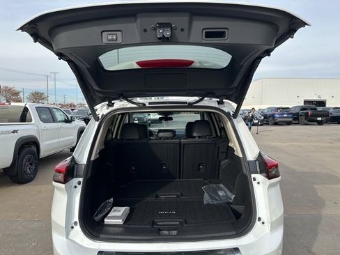 New 2026 Nissan Rogue Platinum w/ Platinum Premium Package image 8