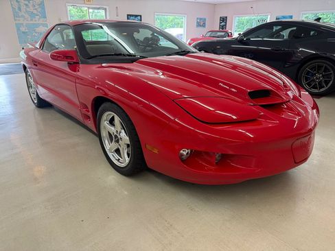 Used 2000 Pontiac Firebird Formula RWD image 4