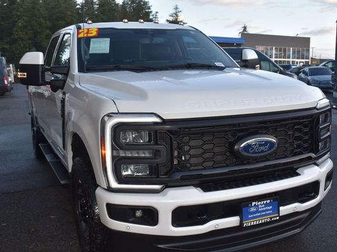 Certified 2023 Ford F350 Lariat w/ Lariat Ultimate Package image 4