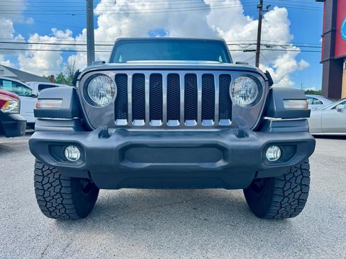 Used 2019 Jeep Wrangler Unlimited Sport S AWD/4WD image 8