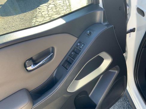 Used 2022 Nissan Frontier SV AWD/4WD image 20