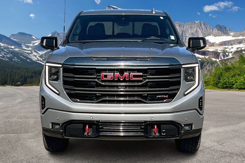 Used 2024 GMC Sierra 1500 AT4 w/ Technology Package AWD/4WD image 3