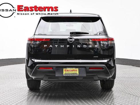 Used 2024 Nissan Pathfinder S AWD/4WD image 6