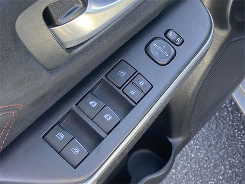 Used 2017 Toyota Camry XSE w/ Moonroof Package image 15