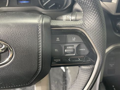 Used 2023 Toyota Tundra SR5 w/ SR5 Premium Package AWD/4WD image 20