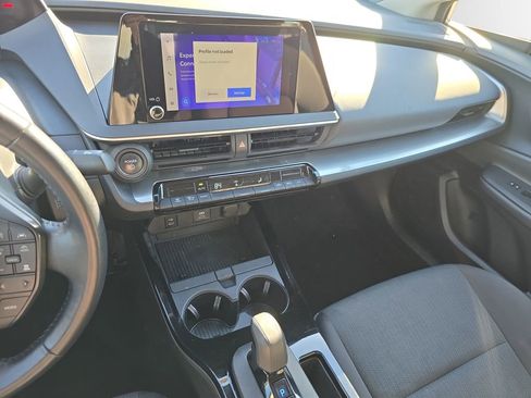 Used 2023 Toyota Prius LE image 12