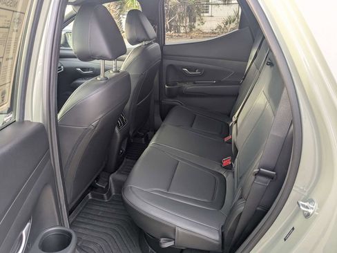 Used 2025 Hyundai Santa Cruz SEL FWD image 14