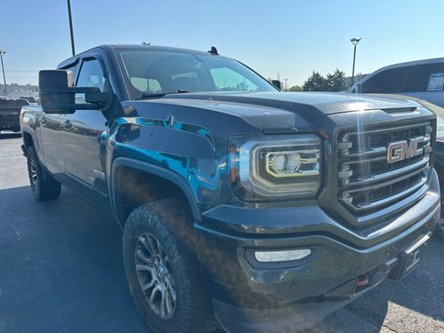 Used 2018 GMC Sierra 1500 SLT AWD/4WD image 2
