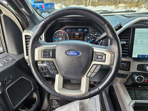 Certified 2022 Ford F250 Lariat w/ Lariat Ultimate Package image 9