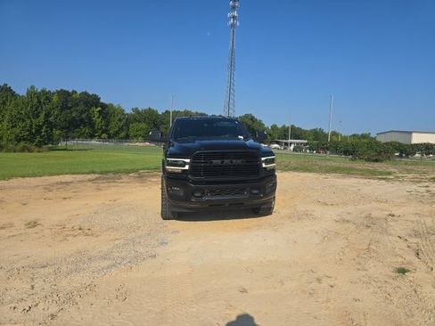Used 2022 RAM 2500 Laramie AWD/4WD image 13