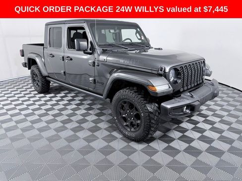 Used 2023 Jeep Gladiator Willys image 2